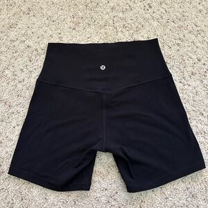 Lululemon Align High-Rise Short 6” size 8 black